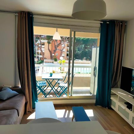 Leflamantduport Hyères Exteriör bild